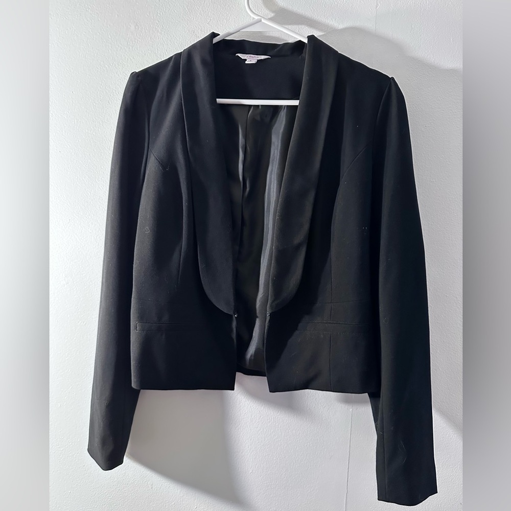 Elegant Black Women's Blazer